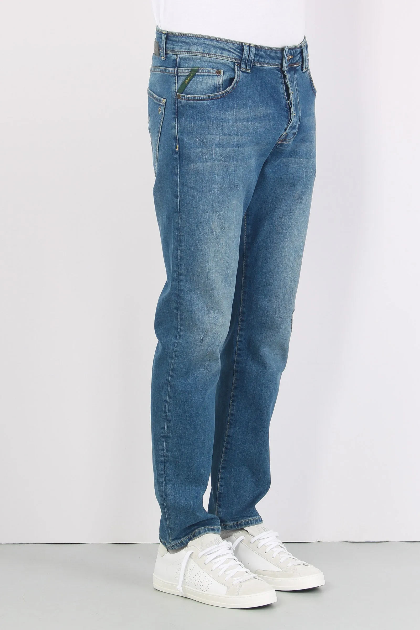 Denim Tapered Fit Denim Medio