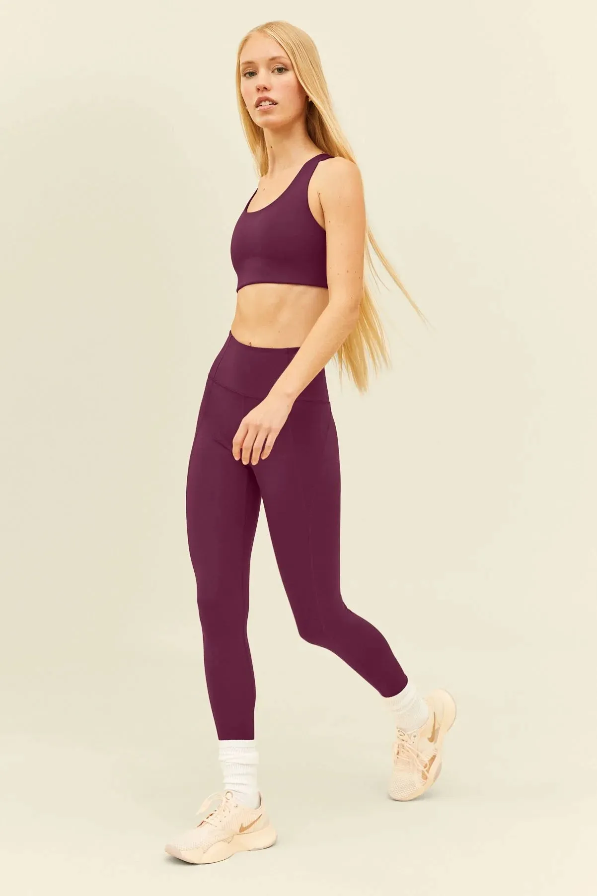 High-Rise Compressive Legging 28.5