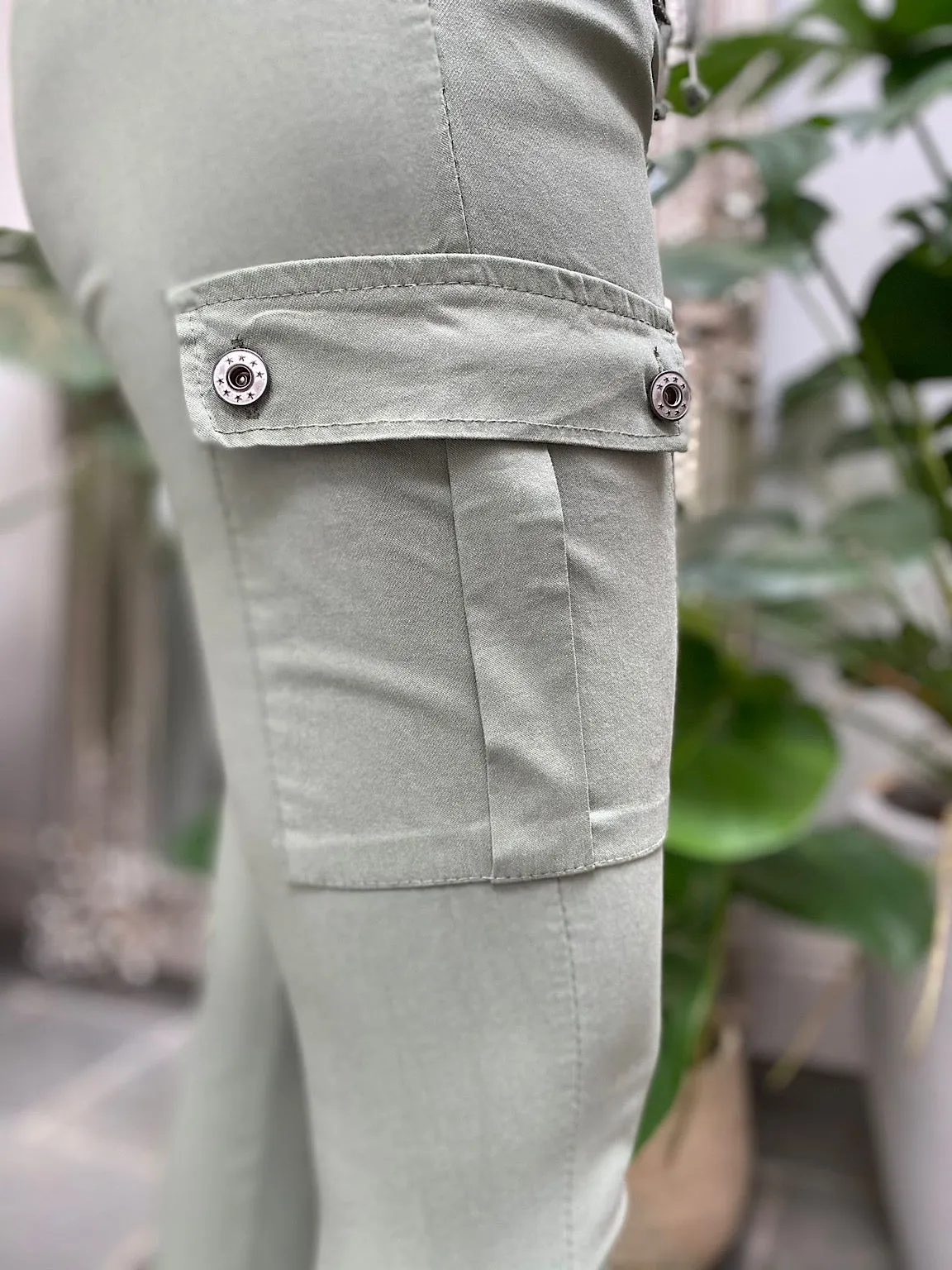 Khaki Pocket Cargo Magic Trousers