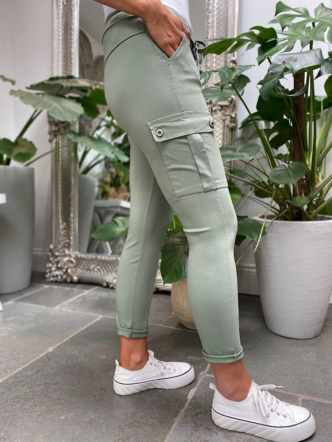 Khaki Pocket Cargo Magic Trousers