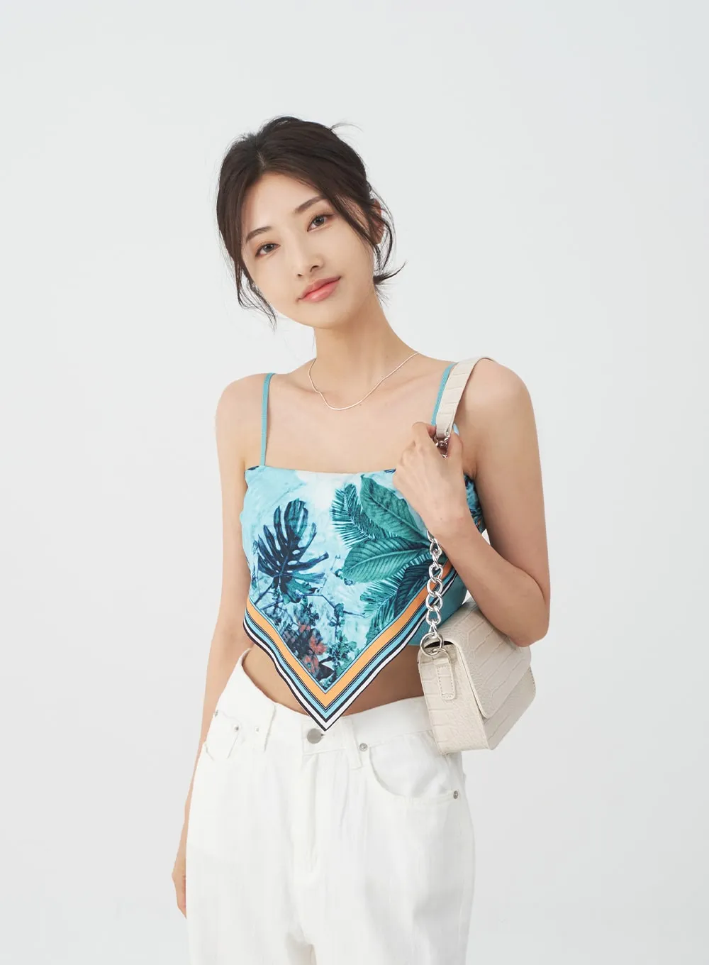 Leaf Graphic Scarf Cropped Cami Top IJ23