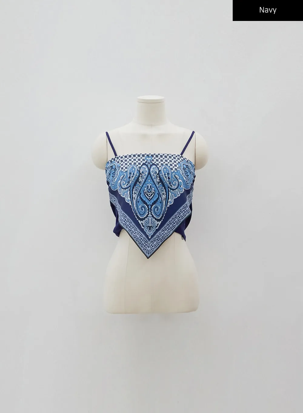 Leaf Graphic Scarf Cropped Cami Top IJ23