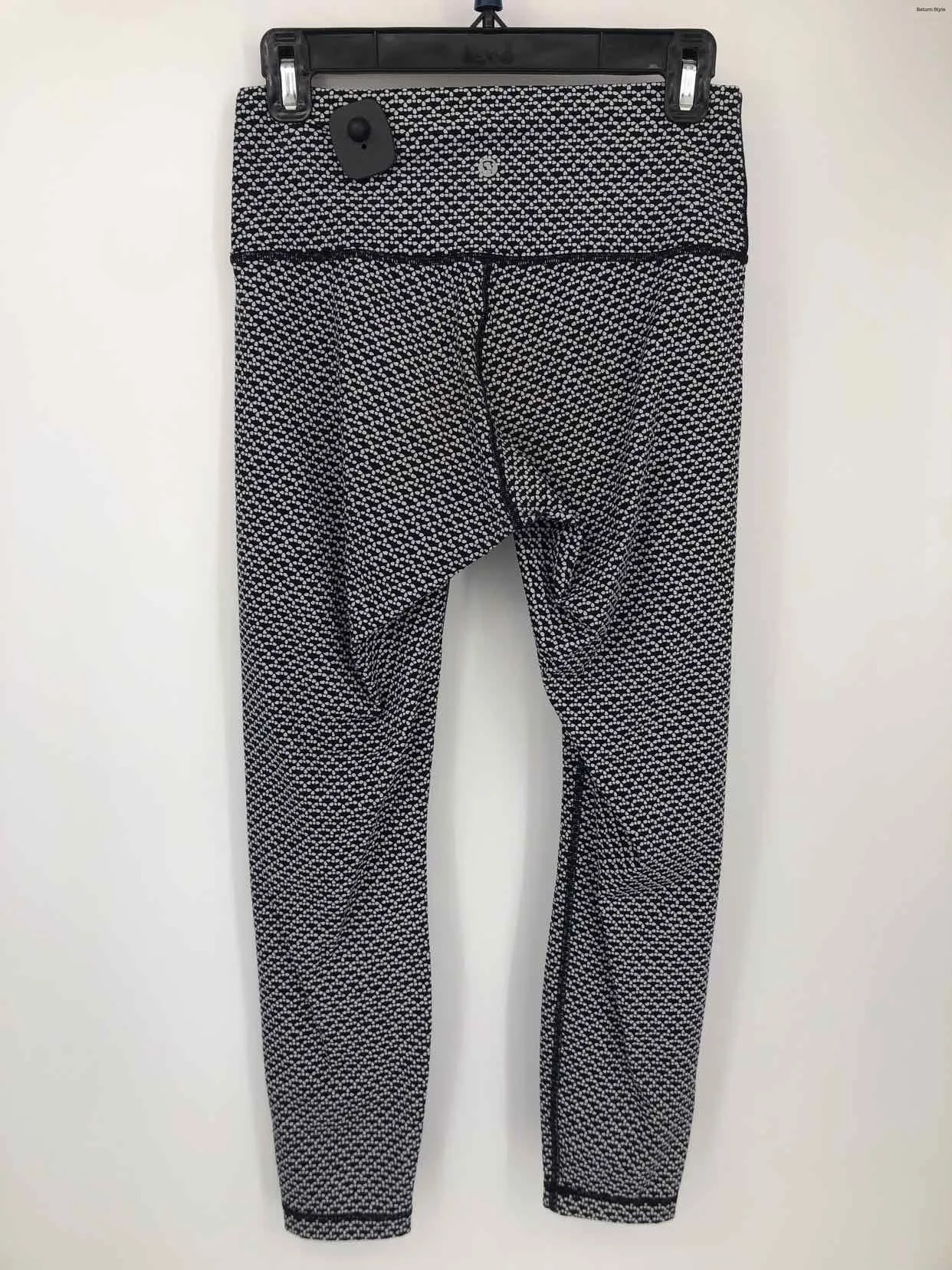 LULULEMON Black White Print Crop Legging Size SMALL (S) Activewear Bottoms