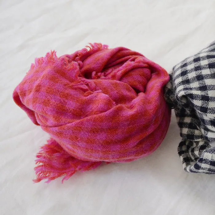 Makié Woman Cashmere Scarf Raspberry Pink Checks