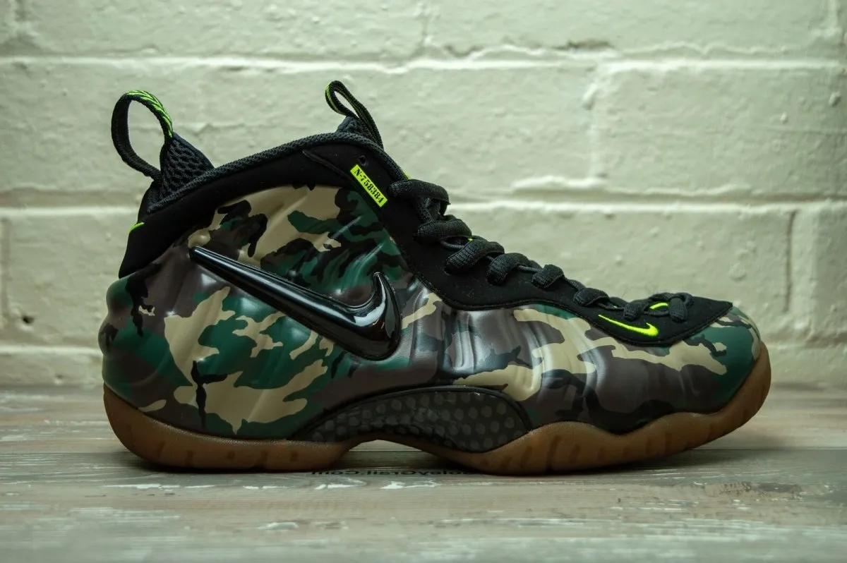 Nike Air Foamposite Pro Premium Army Camo 587547 300