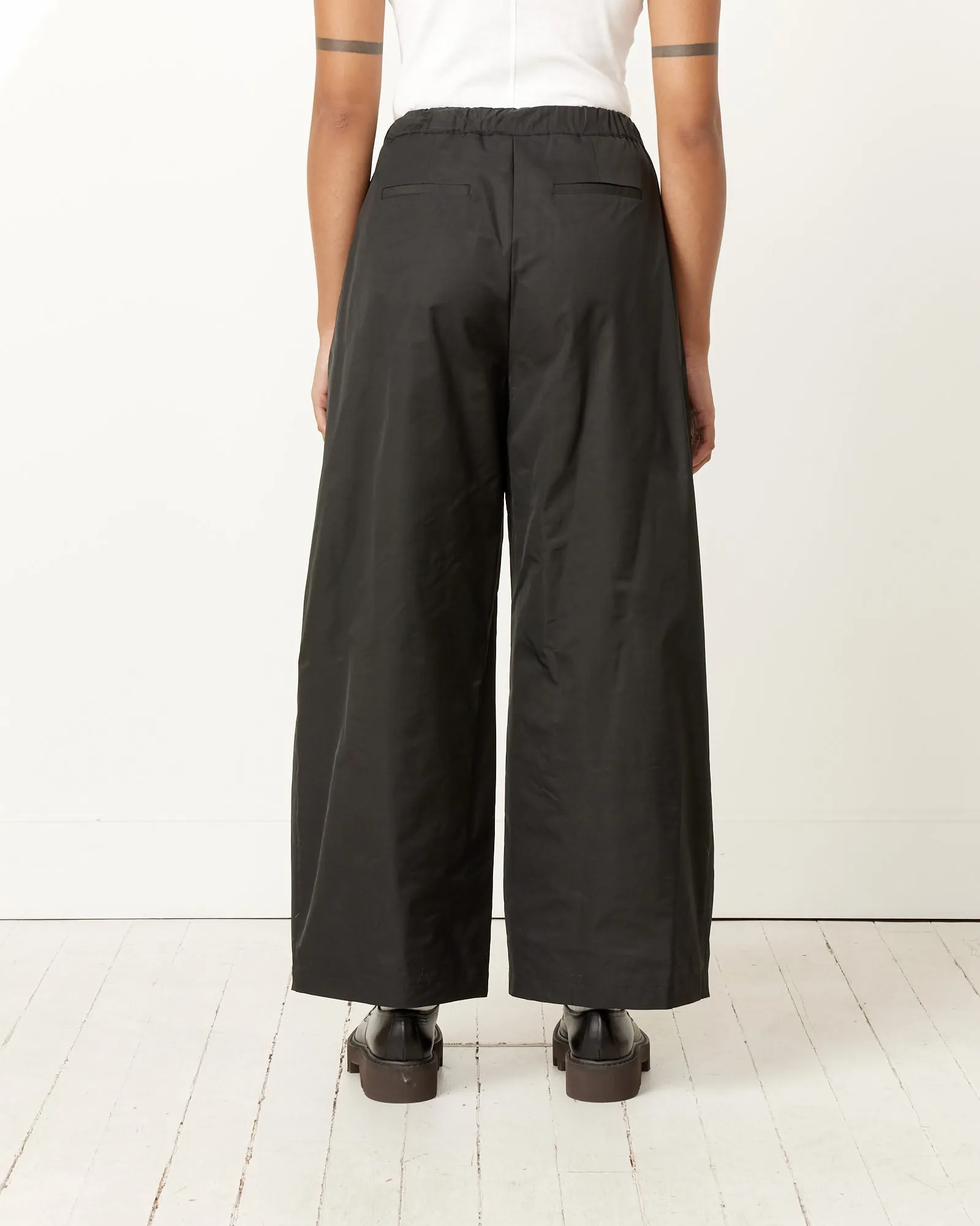 Two Tuck Balloon Pants