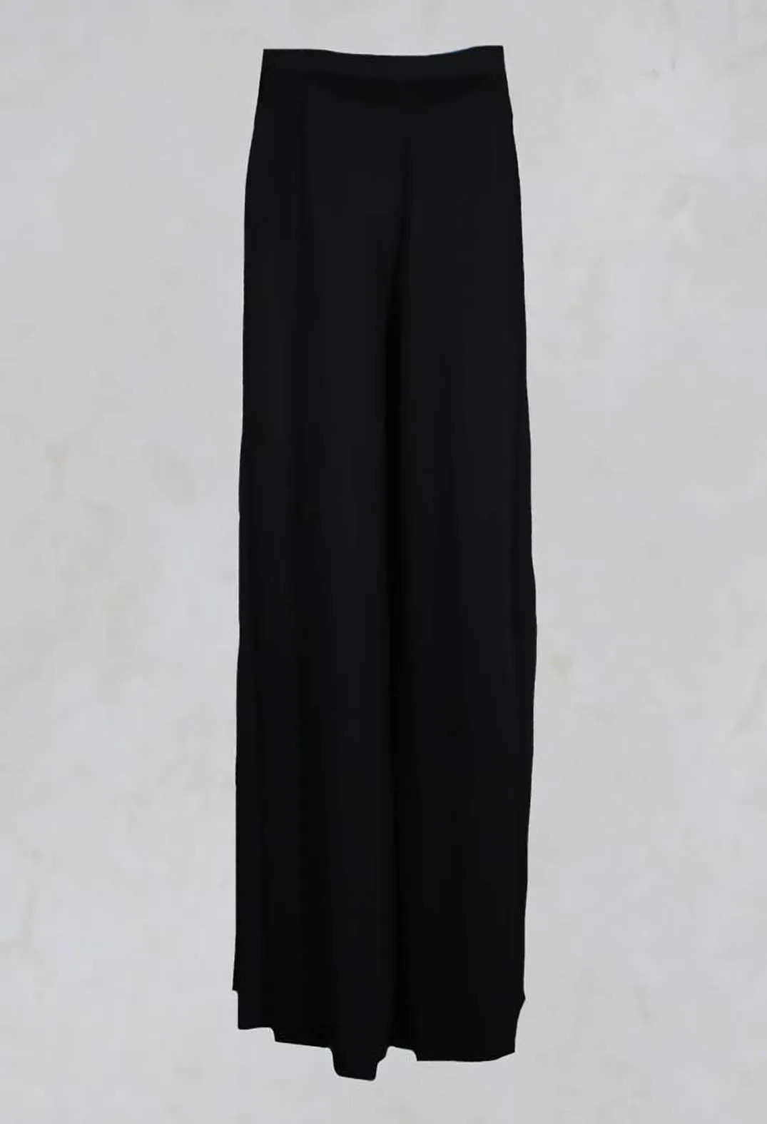 Wide Leg Trousers in Nero